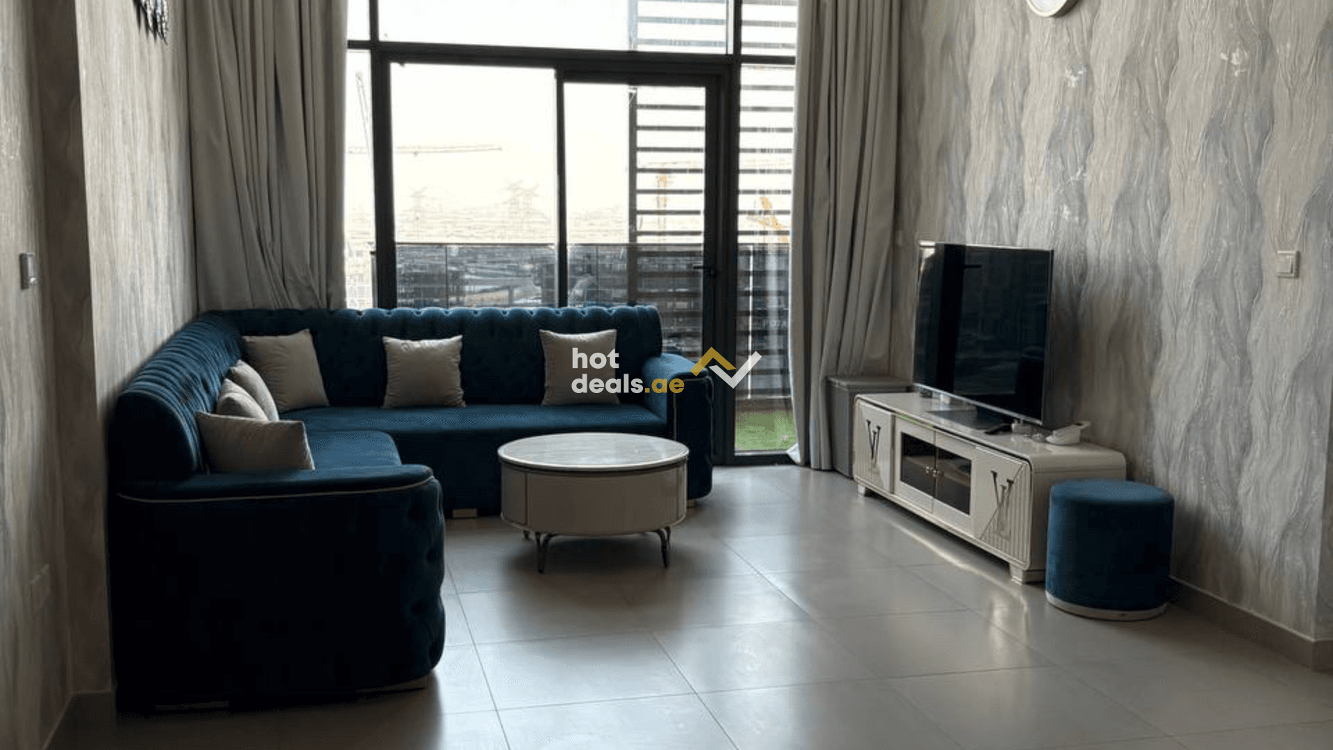 Mid floor | Vacant now | Close Park