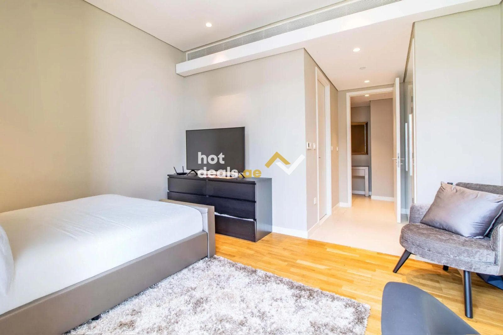 Partial Sea View | Mid Floor | Great Unit
